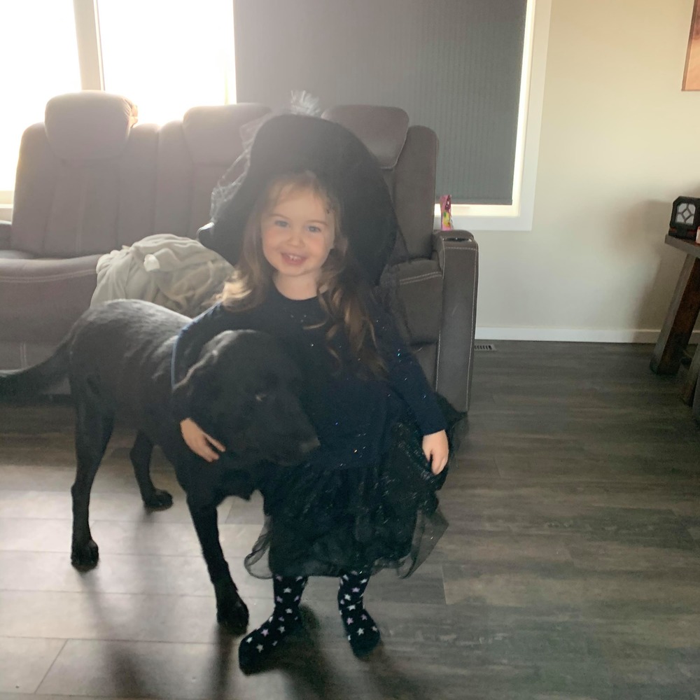Meet your Posher, Maegan